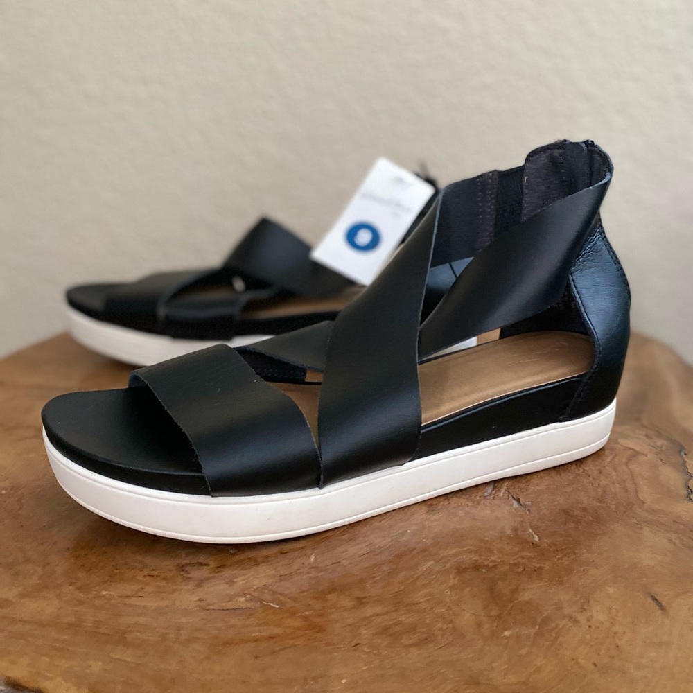 Universal Thread | Gladiator Sandals - Picture 2 of 3